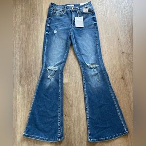 BRAND NEW!!! Buckle boot cut jeans